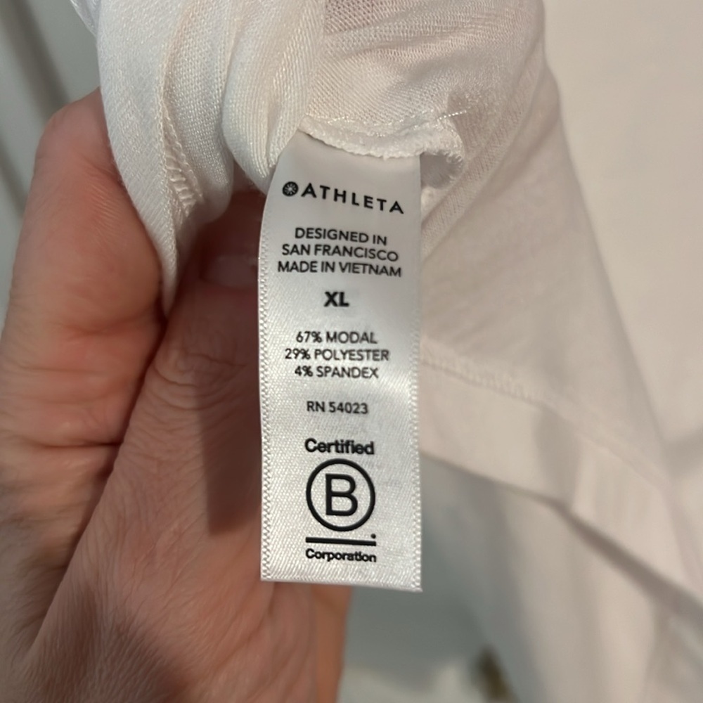 Athleta Cloudlight Restore Tank tunic NWOT Sz XL - Picture 6 of 6